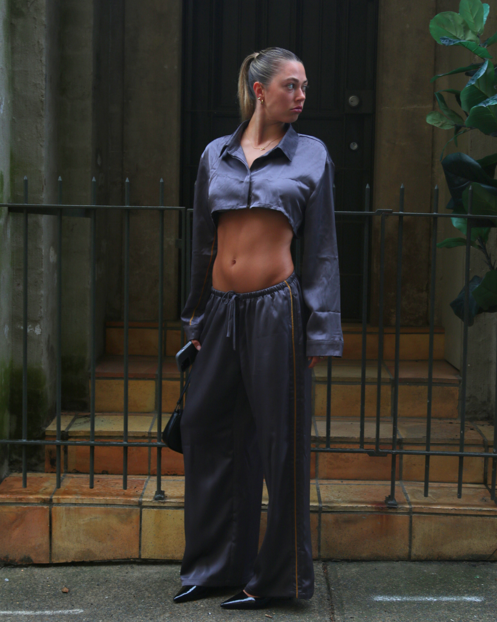 THE REBRAND CROP SHIRT